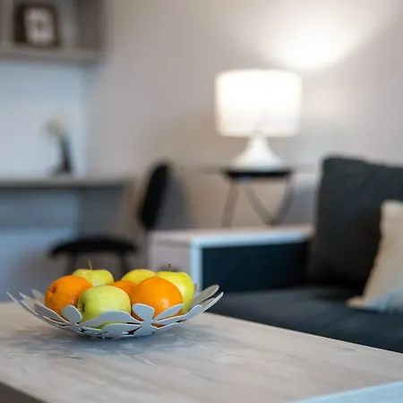 Apartment T&o Coresi *